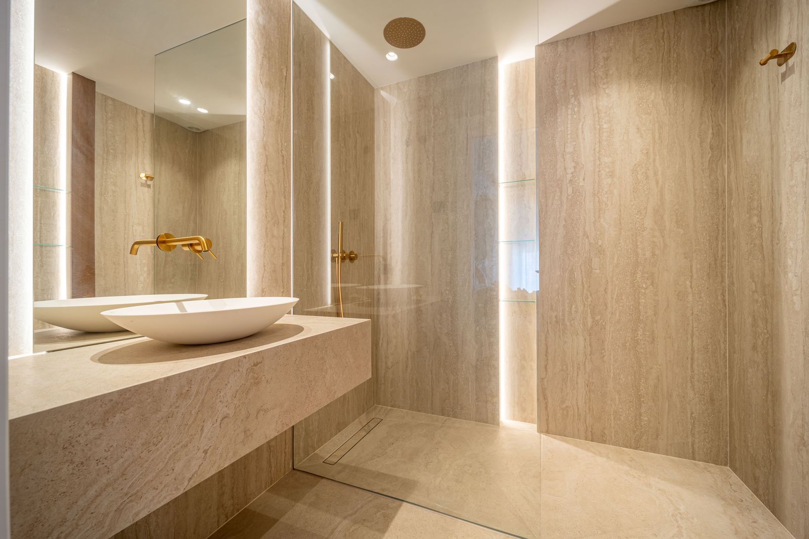 2c6a199e313afcd2e54dd69e5c9b788b - 15