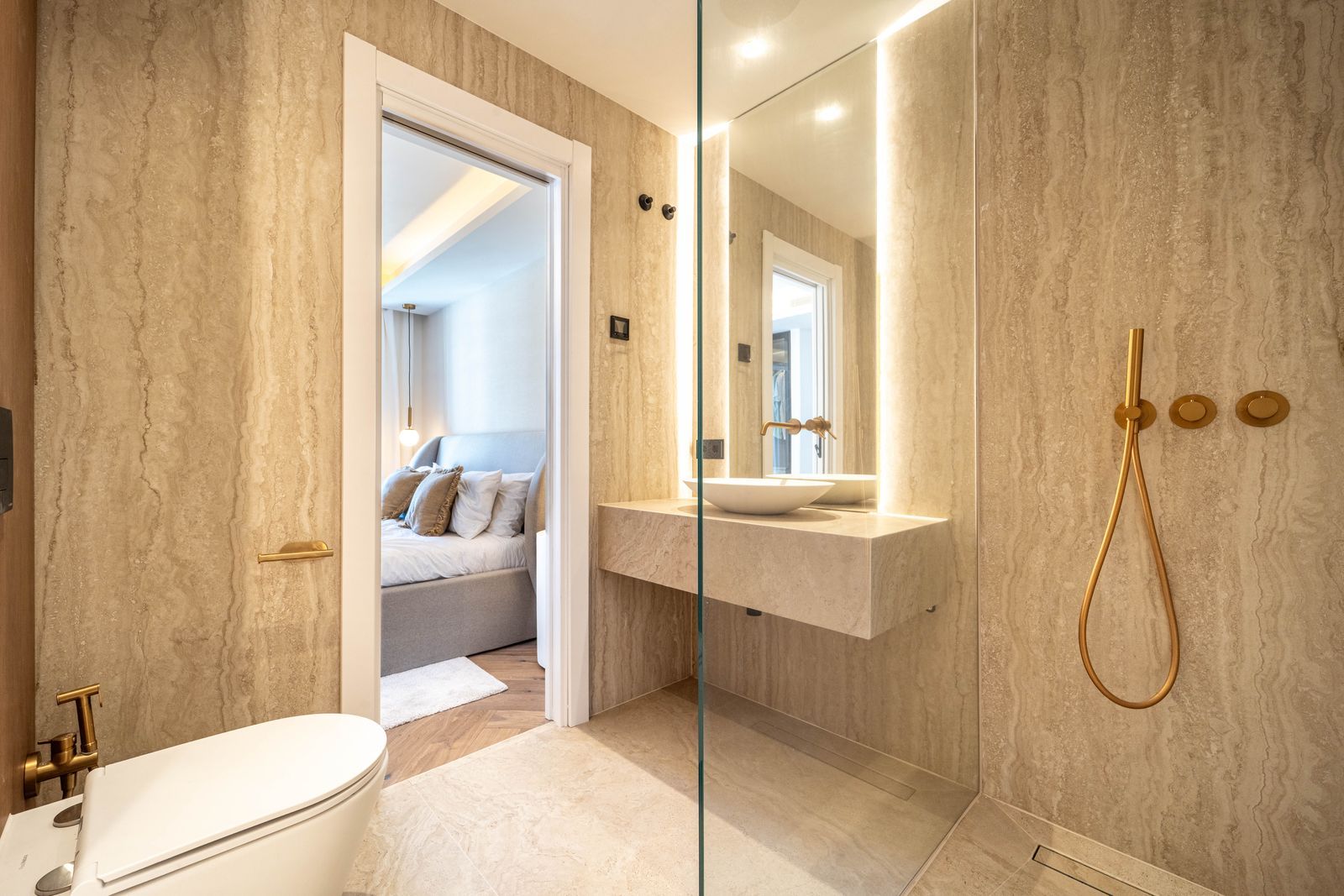 2c6a199e313afcd2e54dd69e5c9b788b - 16