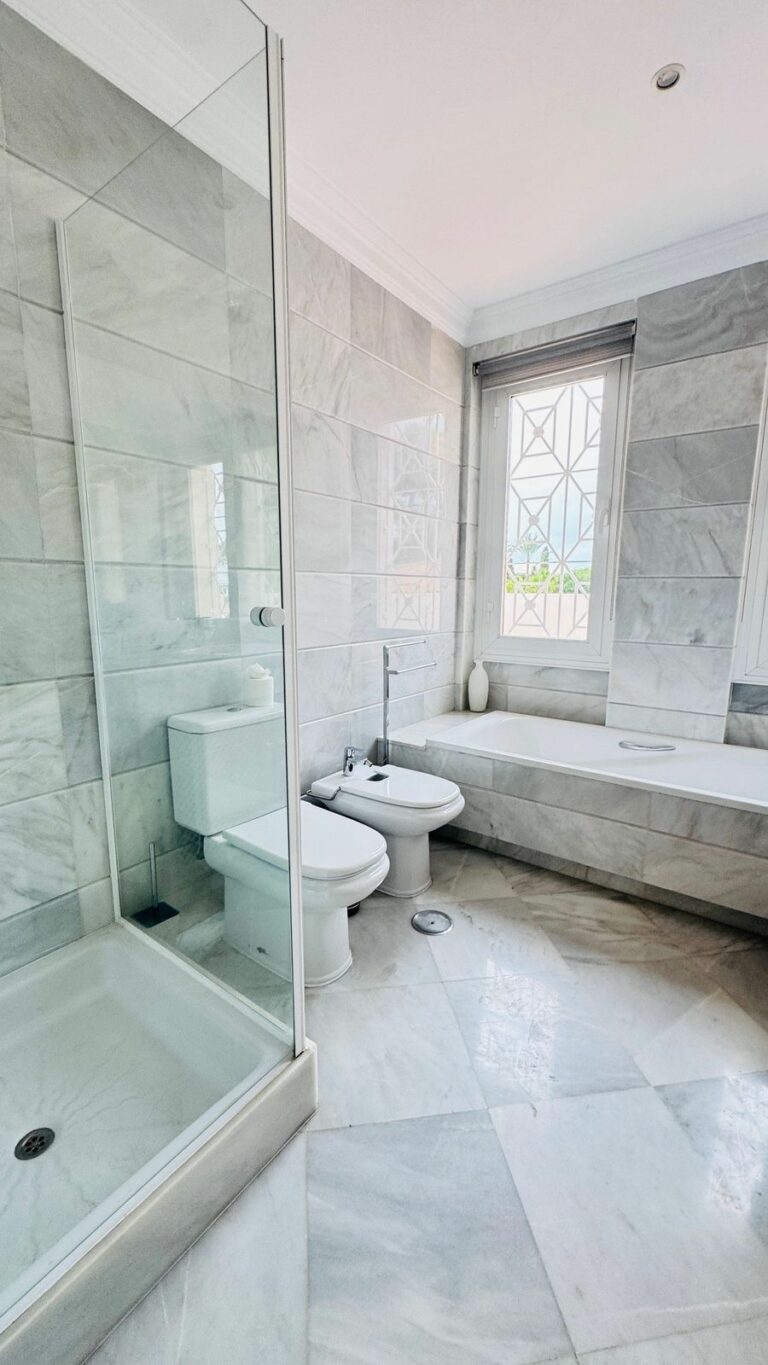 3119dd67df41d67b6d80c714c33e7a2d - 11