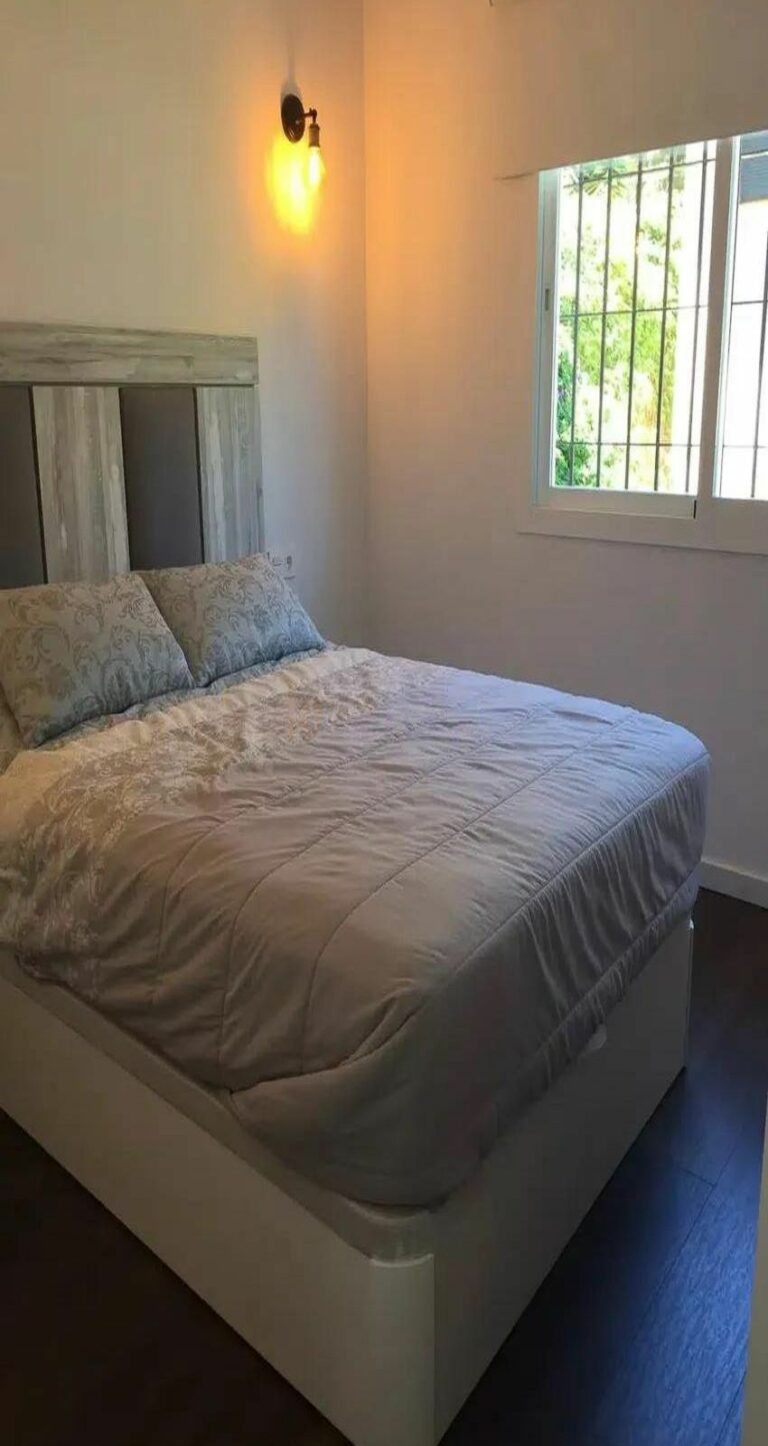 31d5620cc23f7e4940235e5dee5e2999 - 12