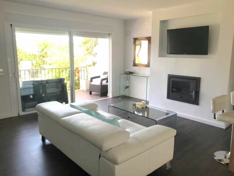 31d5620cc23f7e4940235e5dee5e2999 - 2