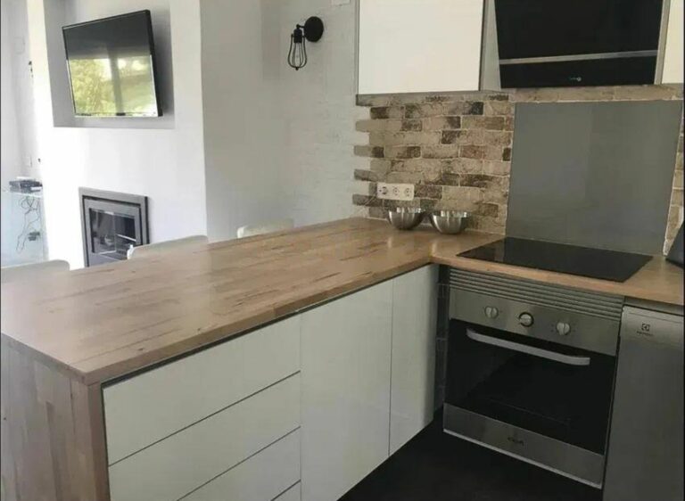 31d5620cc23f7e4940235e5dee5e2999 - 7