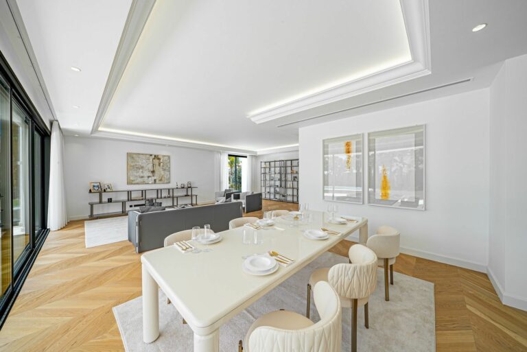 3446728e2137e177ad0be03d8c6013e4 - 11