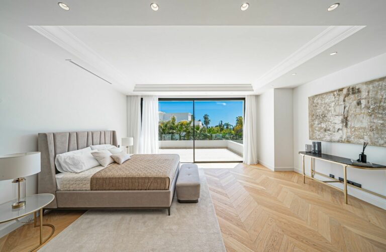 3446728e2137e177ad0be03d8c6013e4 - 3