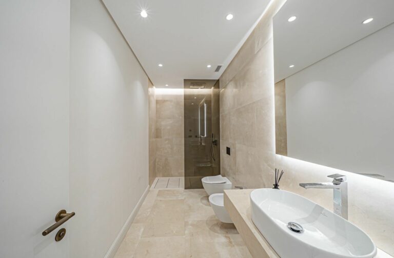 3446728e2137e177ad0be03d8c6013e4 - 9