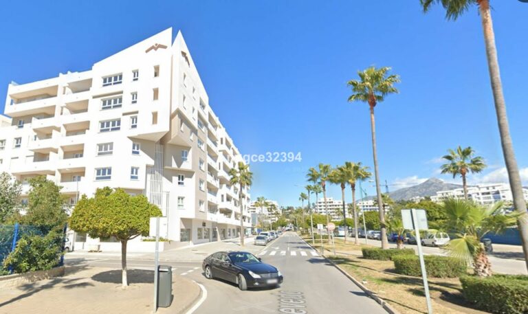 374b7d5470a11572b0aa949ca6098b82 - 16