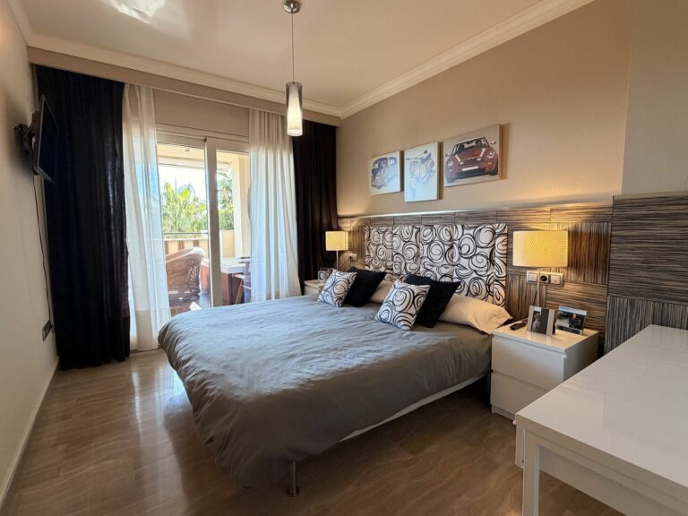 389408b4a25b29e3e989760f6ced8012 - 11