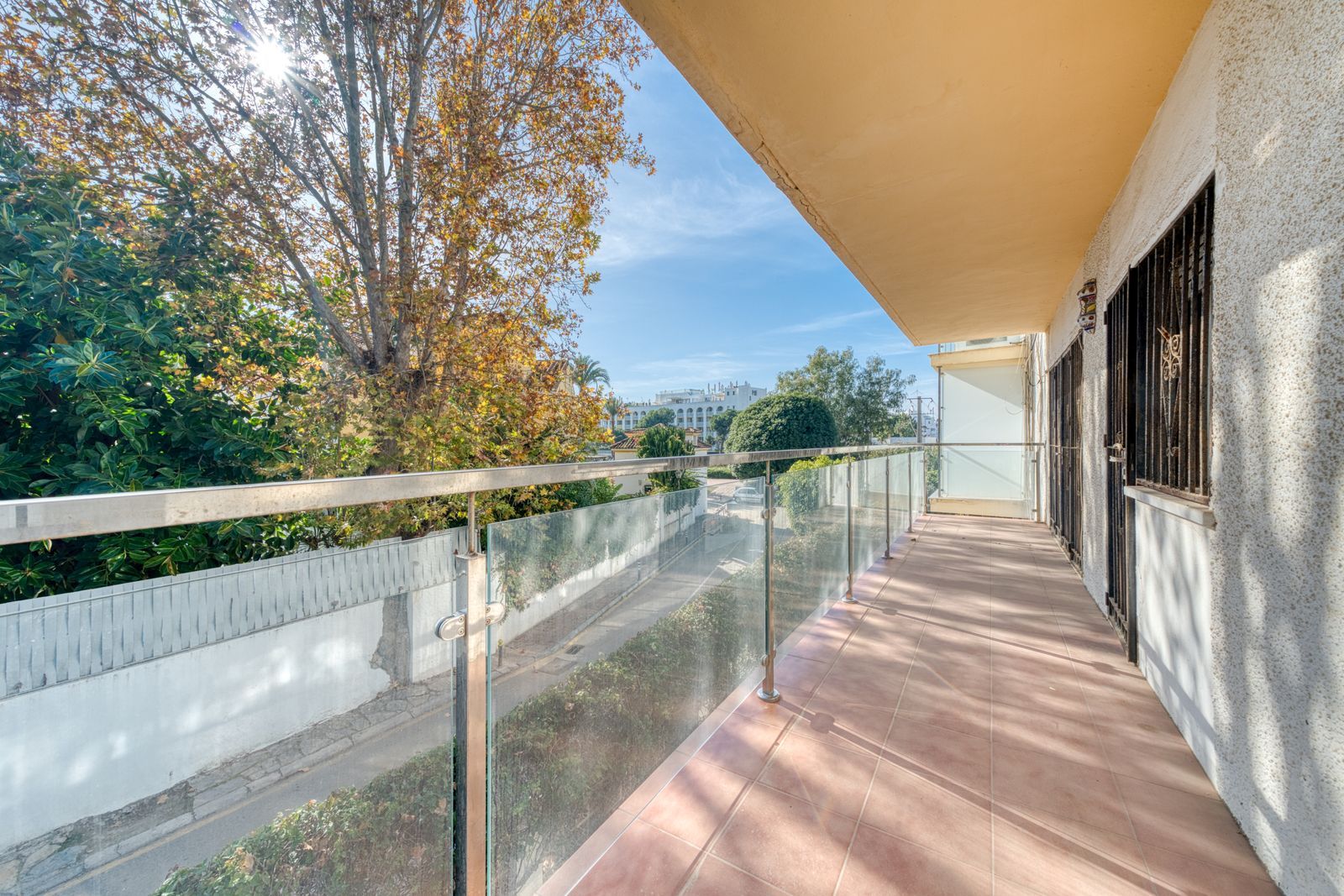 38cd26bdcb4a282f1ae6fced802728ad - 14