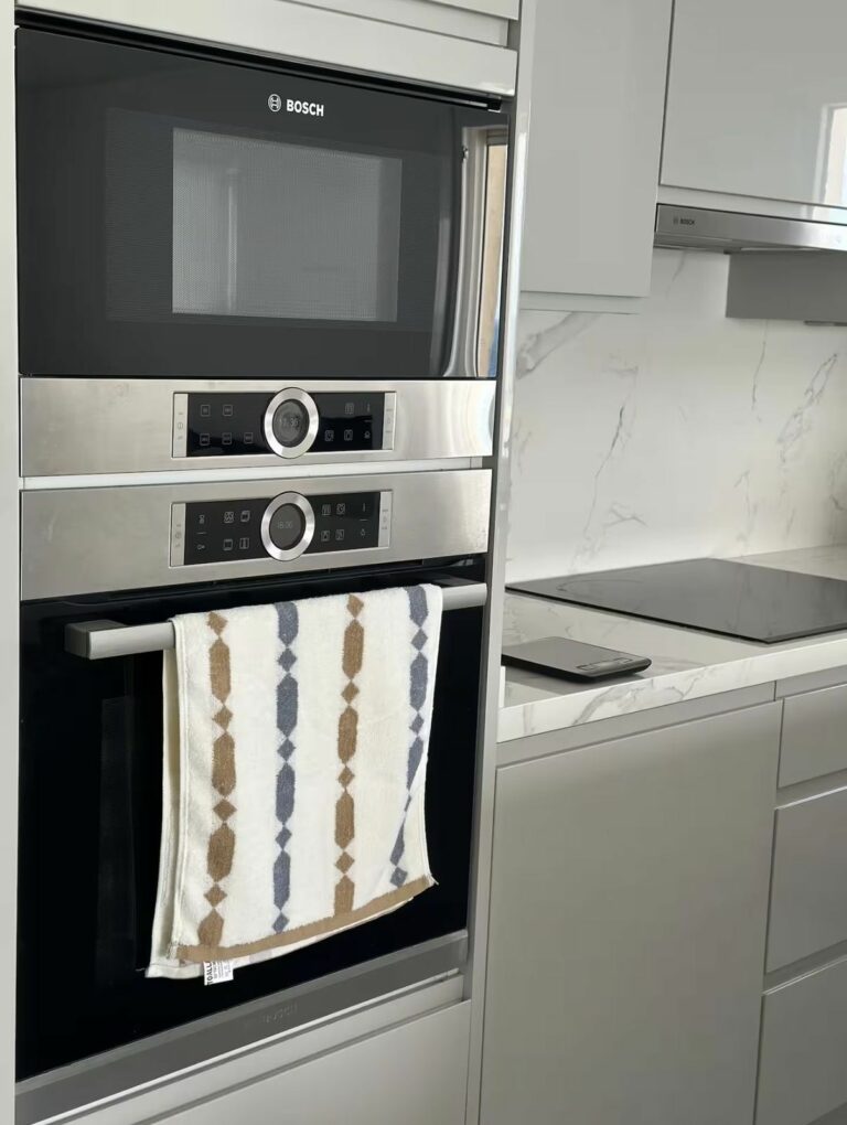 38fe92c1b62fe6c1a9d5fb12a3735329 - 3