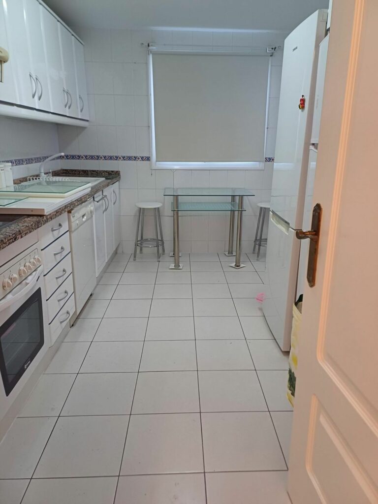 394526241dd412703573b088d0347d2d - 12