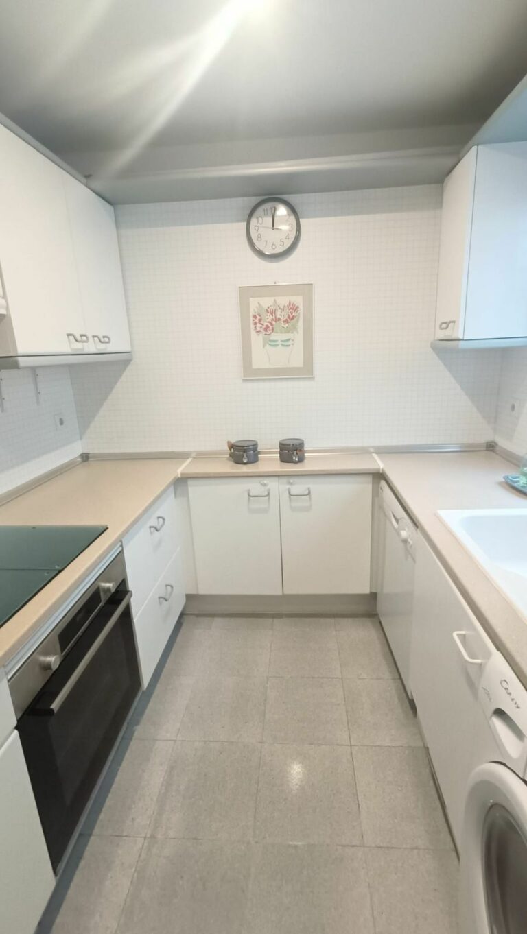 3a00ad26c32d00ee59da4c3fa9ab0120 - 14