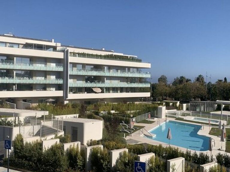 3b0c84a3668515cf20c1dc5b9ed17393 - 1