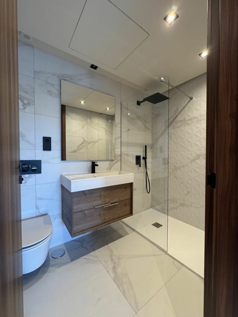 3b0c84a3668515cf20c1dc5b9ed17393 - 12