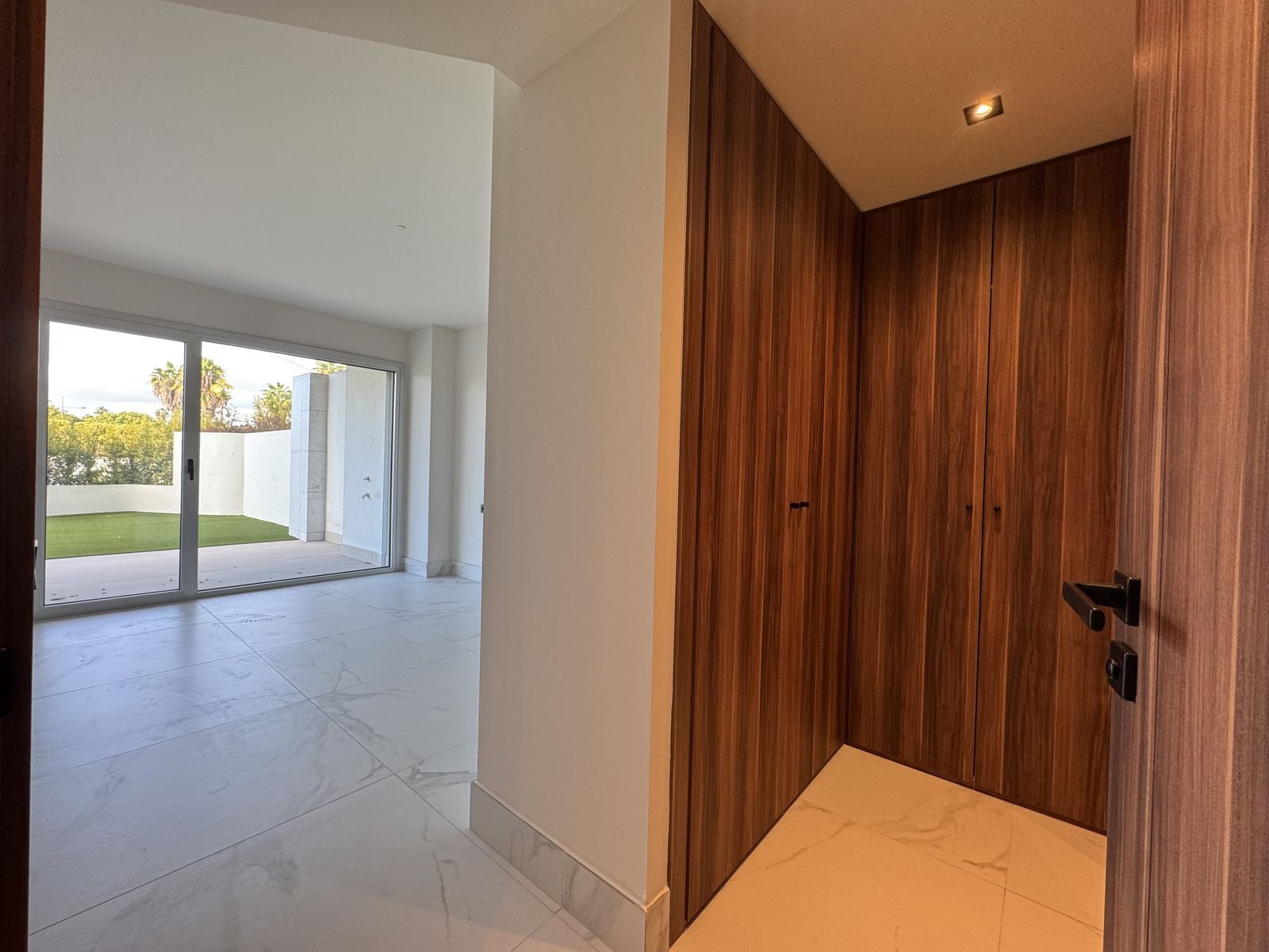 3b0c84a3668515cf20c1dc5b9ed17393 - 14