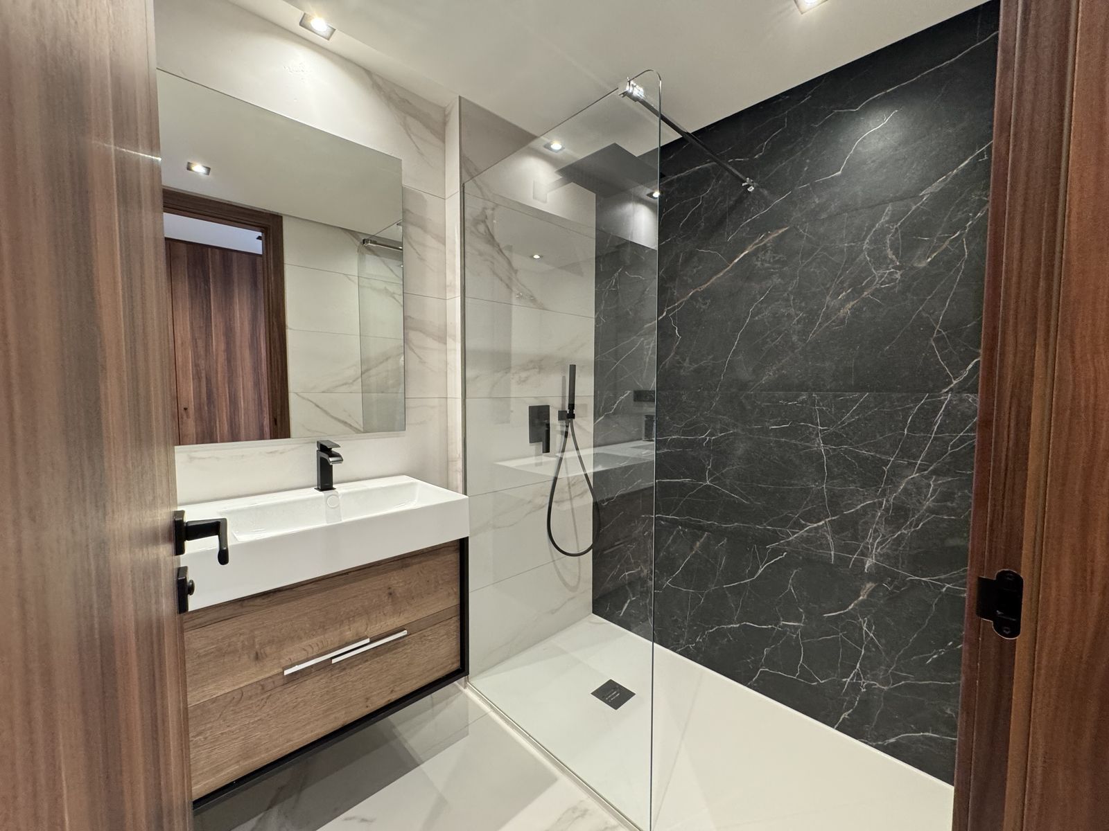 3b0c84a3668515cf20c1dc5b9ed17393 - 15