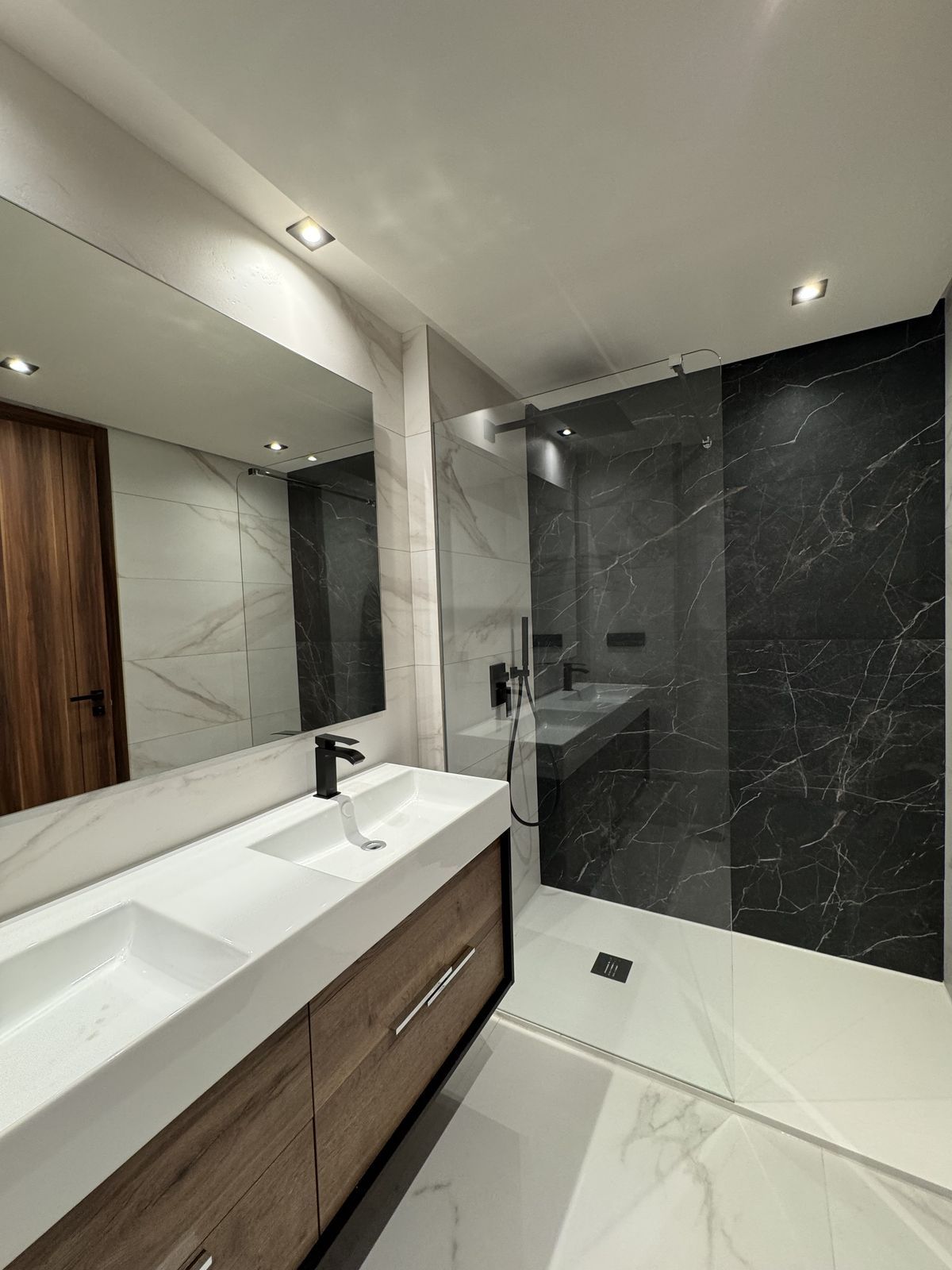 3b0c84a3668515cf20c1dc5b9ed17393 - 16