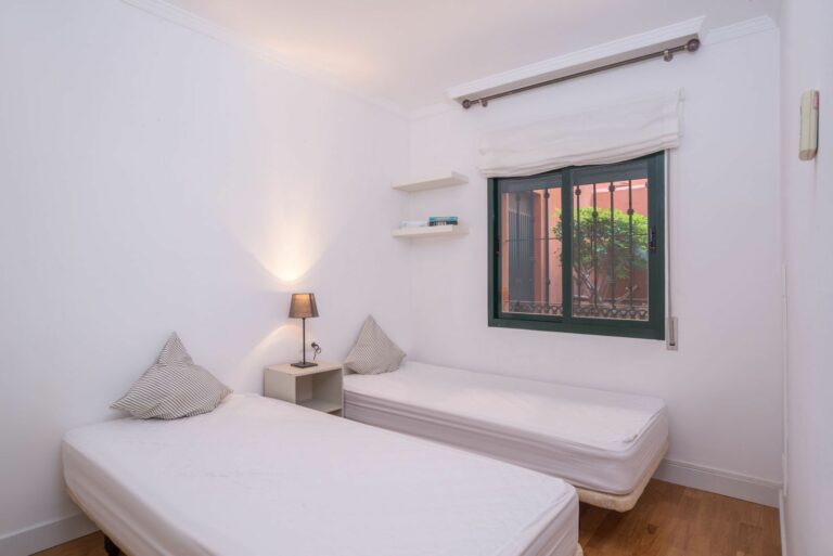 3b4d87367a30b02a31548e06553fc49c - 8