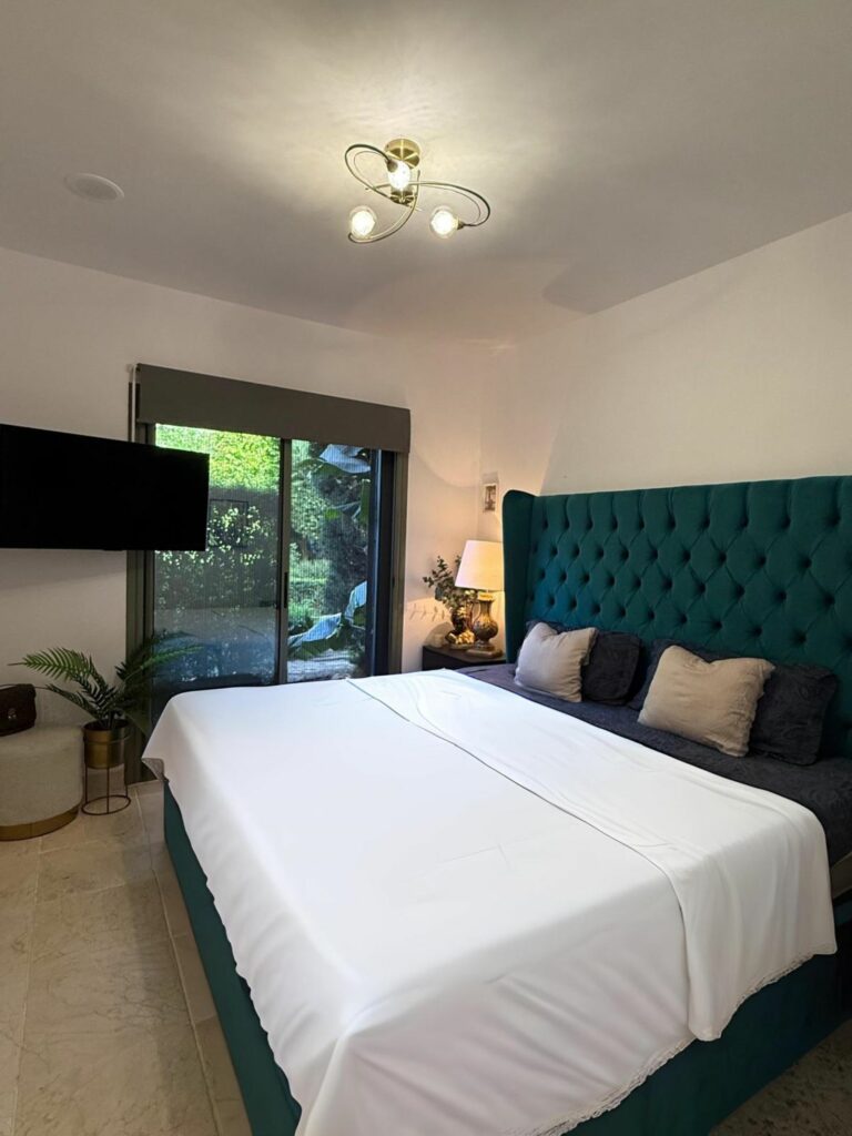 3bbafc7e2c4af7cd4debf327985bfdba - 3