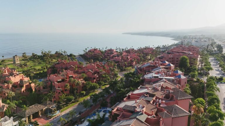 3c126d65902a5418ee81bb5151ba3e1d - 2