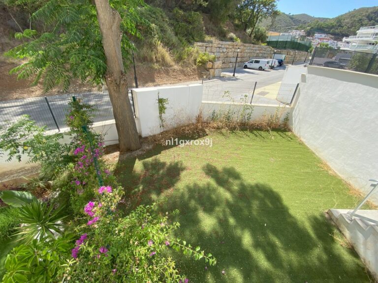 3cebe26fb19a6f3bd570a814f79f71db - 10