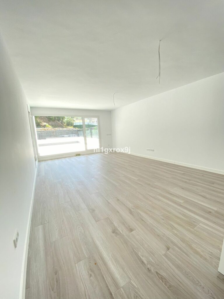 3cebe26fb19a6f3bd570a814f79f71db - 14