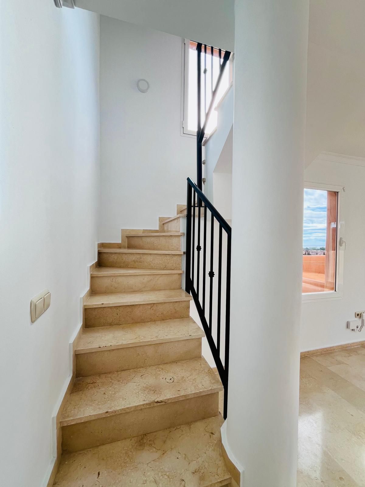 3d57527d7124917a426d47fab766cf85 - 11