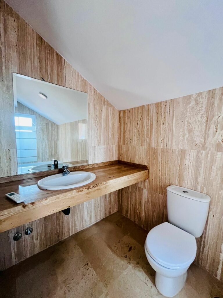 3d57527d7124917a426d47fab766cf85 - 15