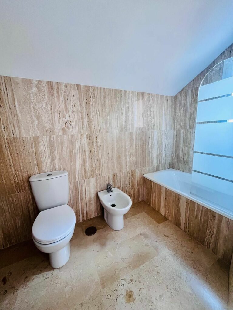 3d57527d7124917a426d47fab766cf85 - 16