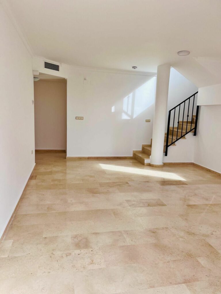 3d57527d7124917a426d47fab766cf85 - 4