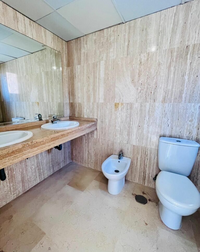 3d57527d7124917a426d47fab766cf85 - 8