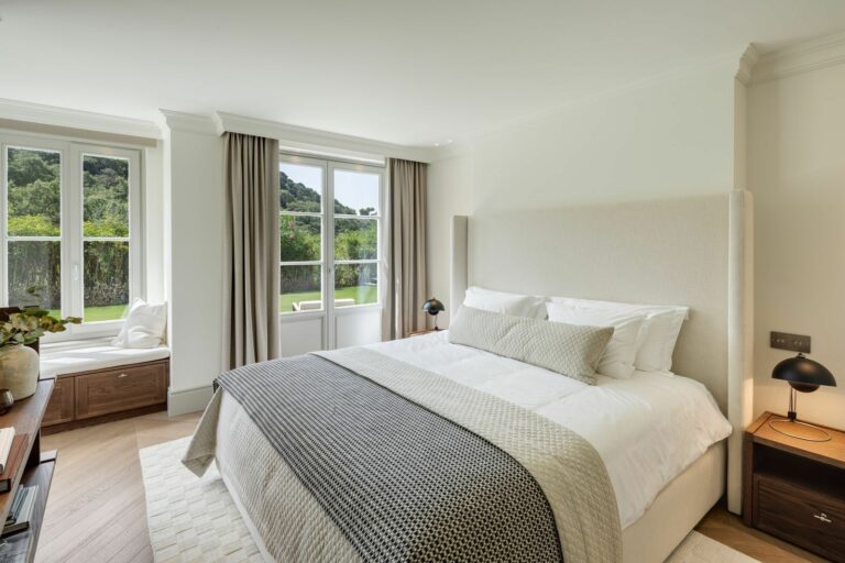 3ef718d8a74249a251bd9c6c1de10943 - 13