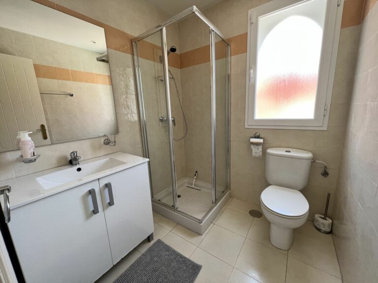 4024c39a634ba3f075e400318a5f6ba4 - 12