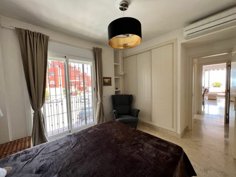 4024c39a634ba3f075e400318a5f6ba4 - 14