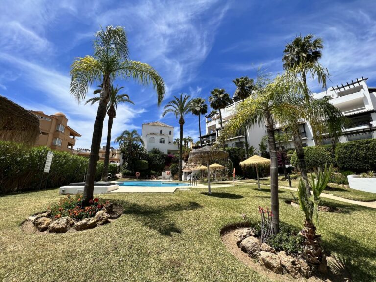 4024c39a634ba3f075e400318a5f6ba4 - 16