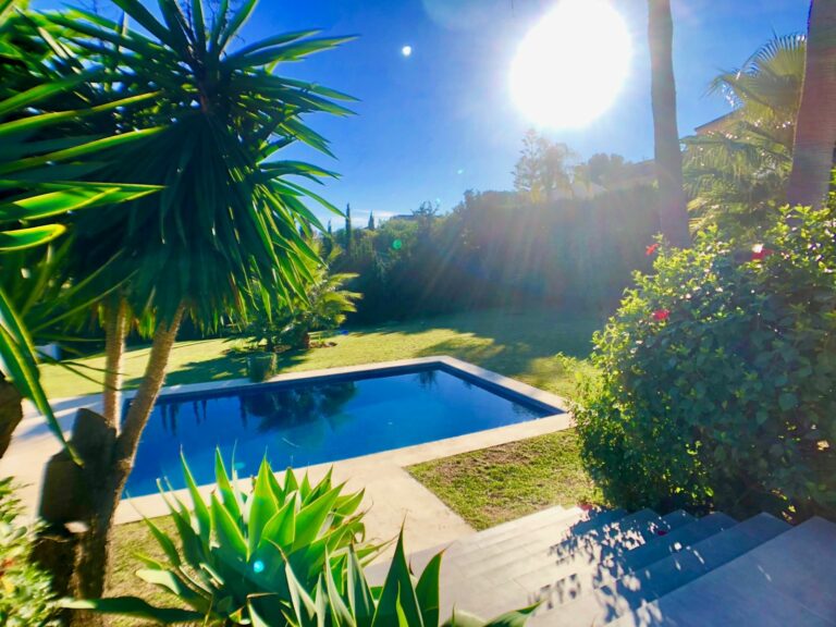 405b44ba4fe5901f5e7e1e22c723d287 - 15