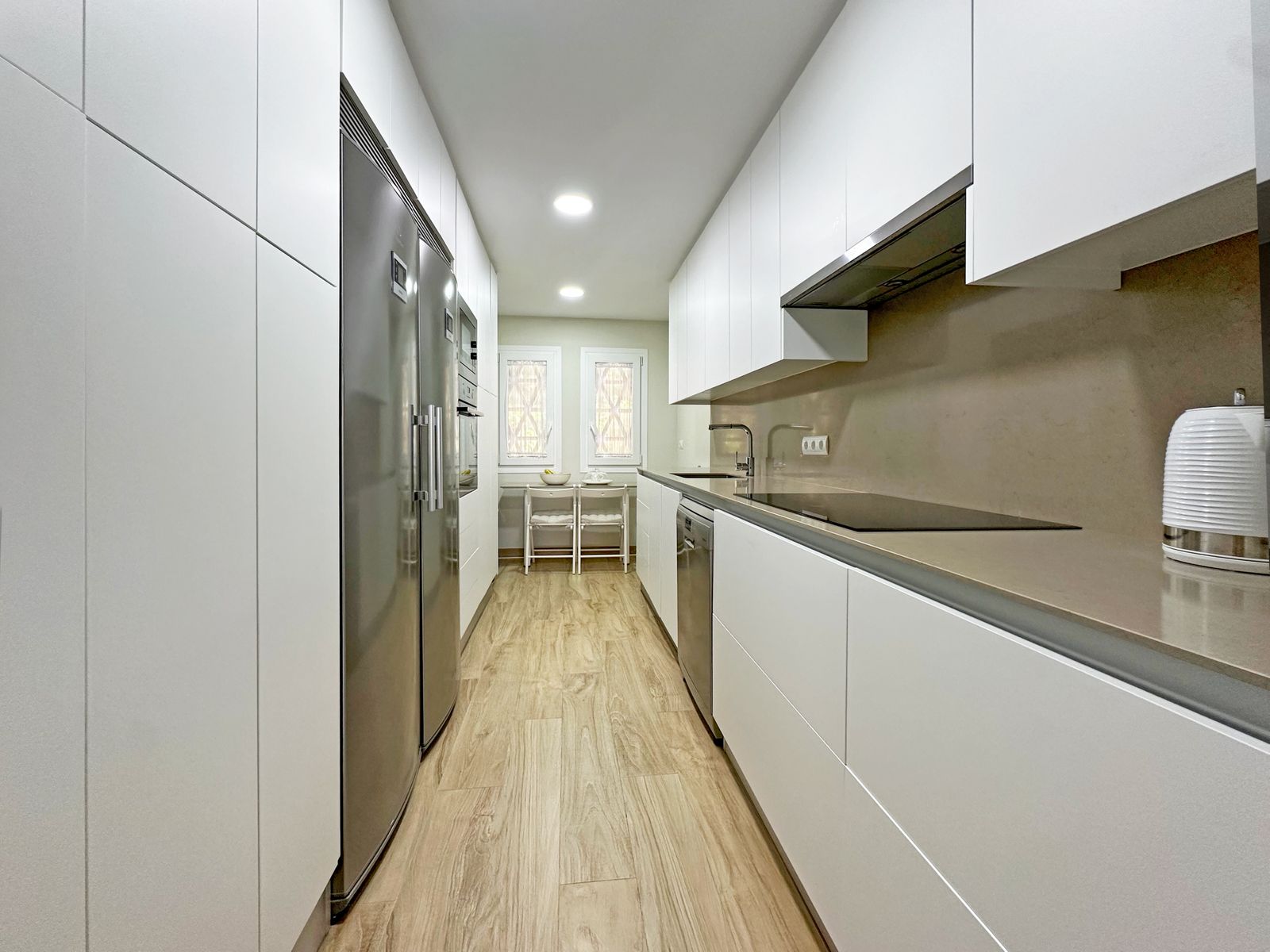 42b3fdc4726de399486ecbc410067b31 - 11