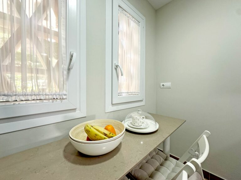 42b3fdc4726de399486ecbc410067b31 - 12