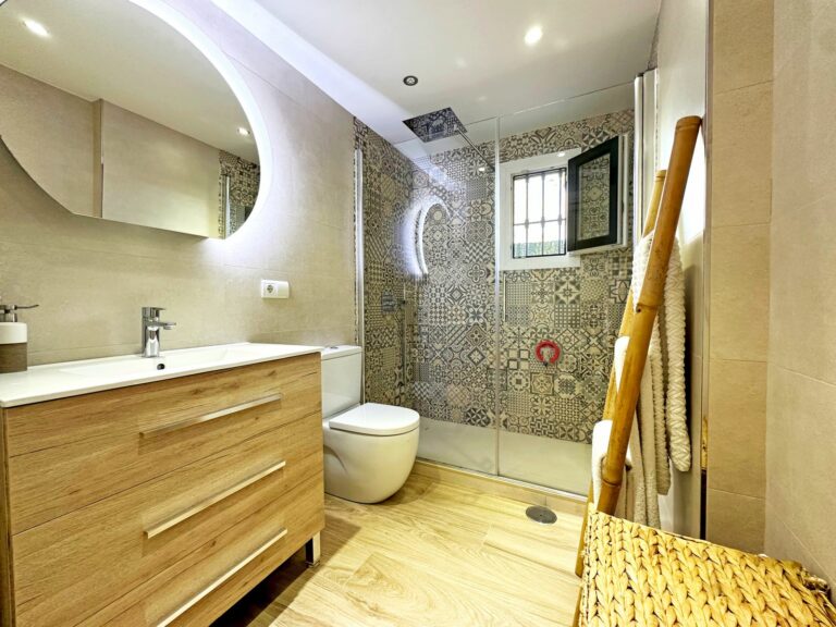 42b3fdc4726de399486ecbc410067b31 - 4