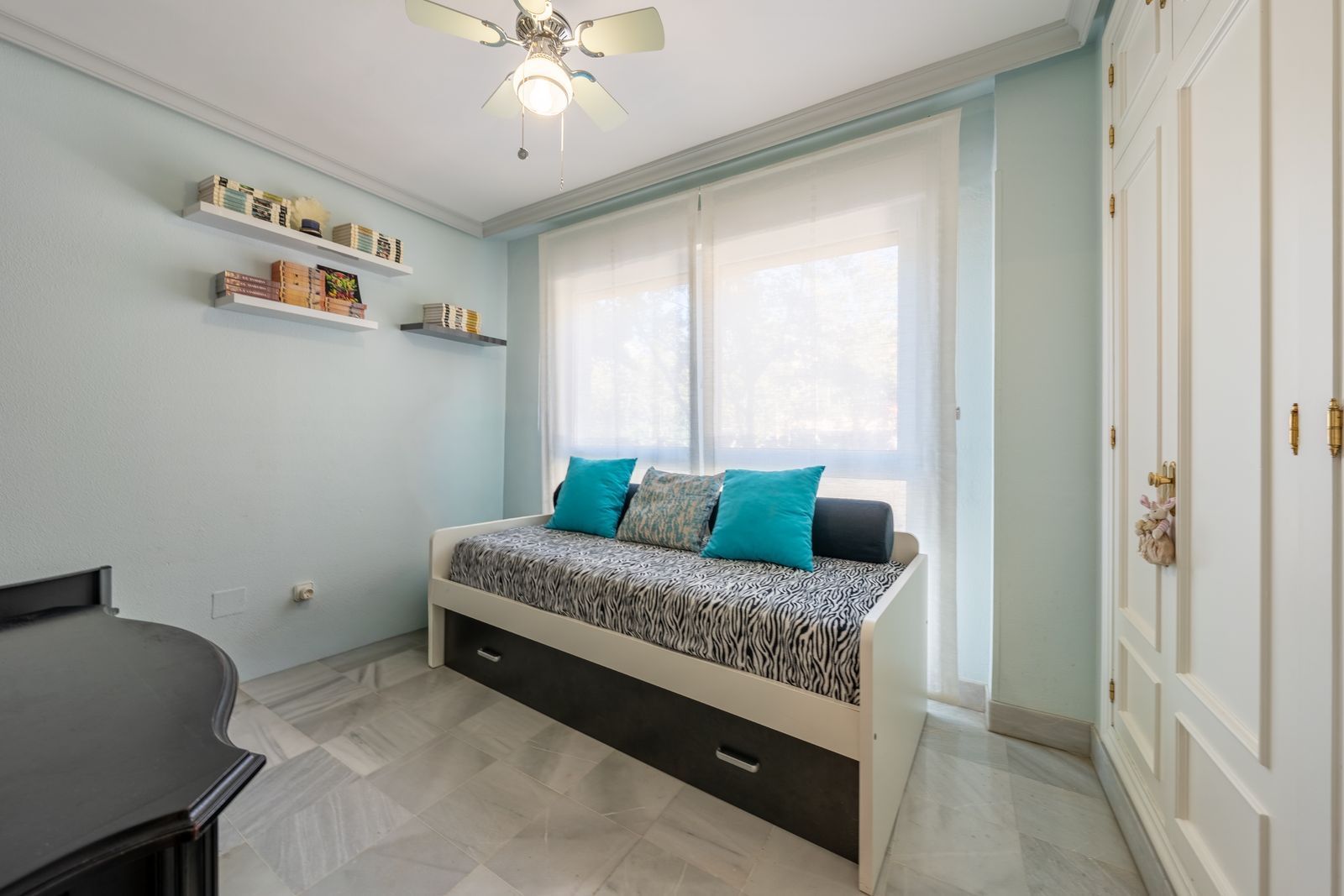 42ee041d71bb7d7a376d1710065d7ac0 - 16