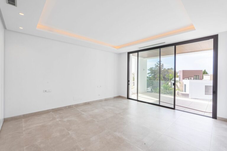 45961f0f373679d3374eb7d7772e3350 - 15