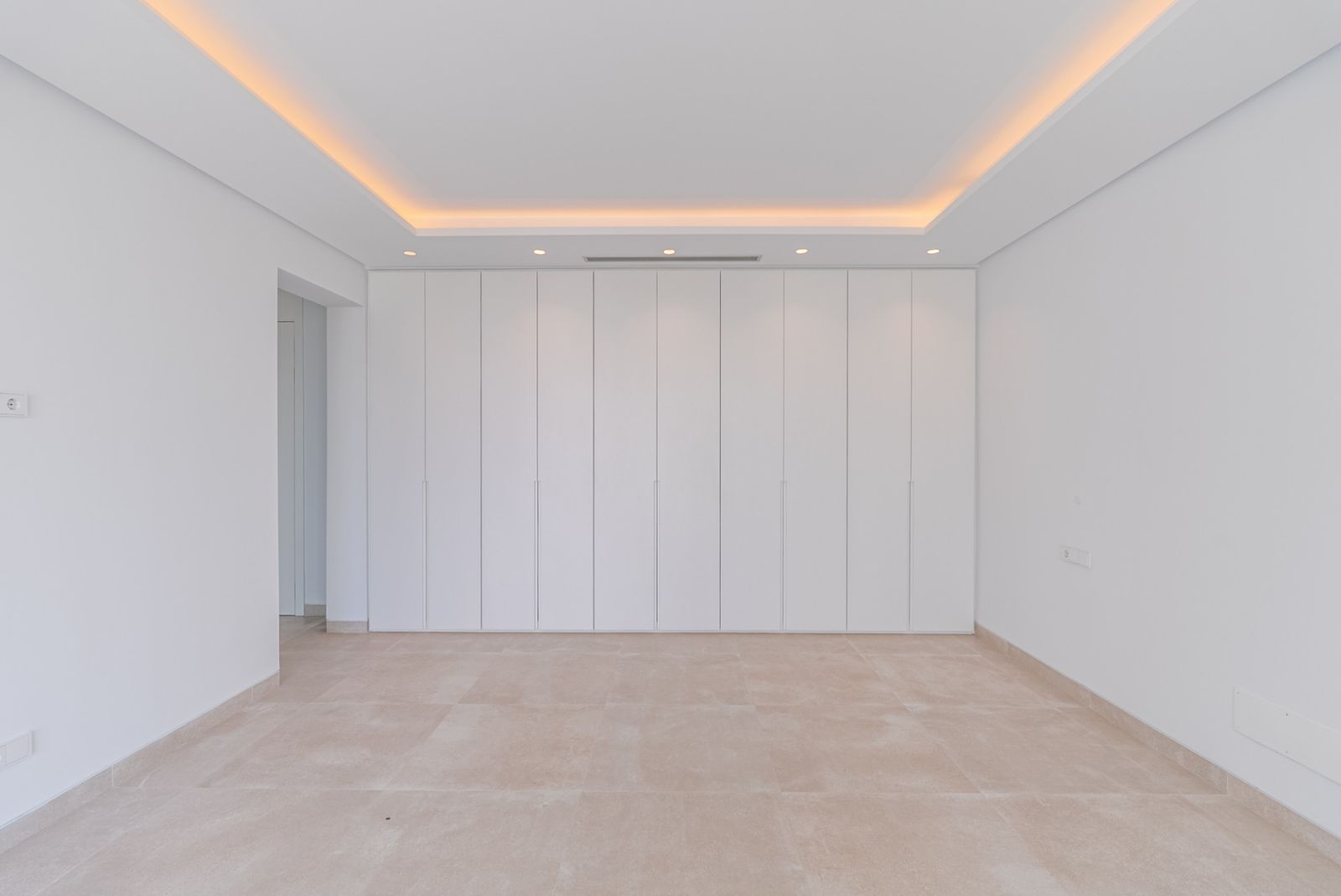 45961f0f373679d3374eb7d7772e3350 - 16