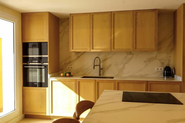 46160ce9d3f8f8a7ba3568667f72a12a - 11