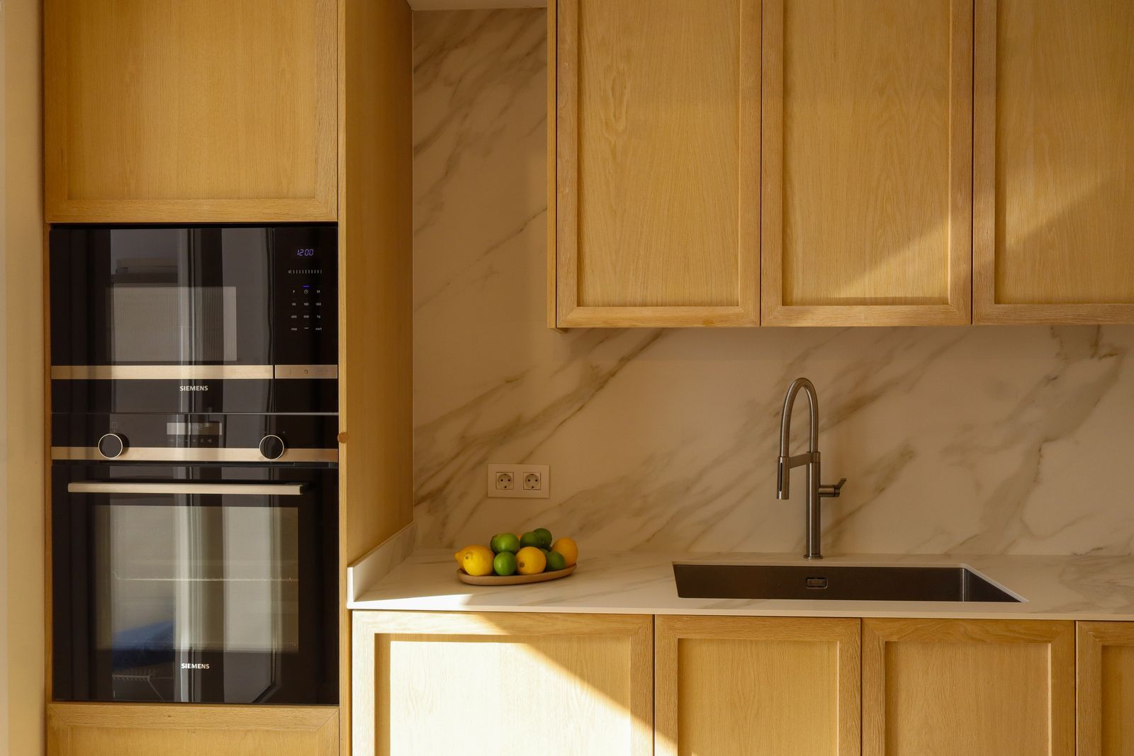 46160ce9d3f8f8a7ba3568667f72a12a - 14