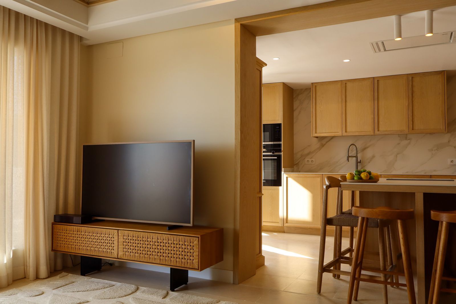 46160ce9d3f8f8a7ba3568667f72a12a - 9