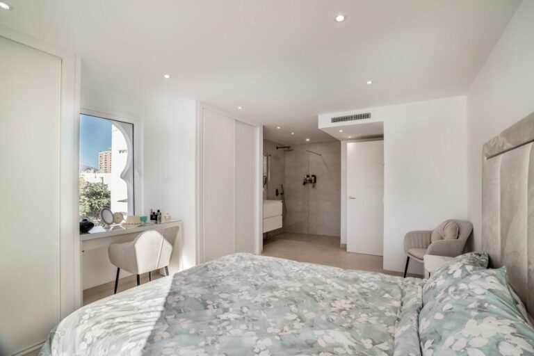 466382cee86abae5a75635ea5111bca1 - 10