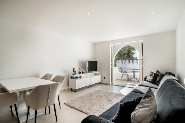 466382cee86abae5a75635ea5111bca1 - 8