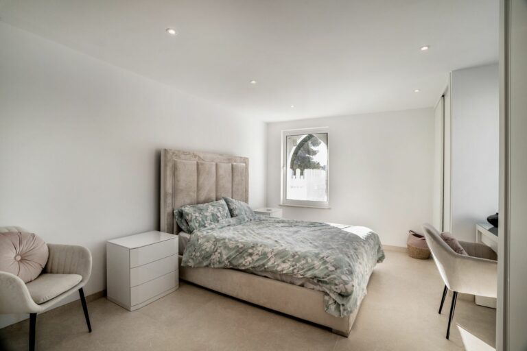 466382cee86abae5a75635ea5111bca1 - 9