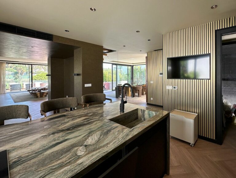 4b591f872246379d2fdfaa7710c282af - 14