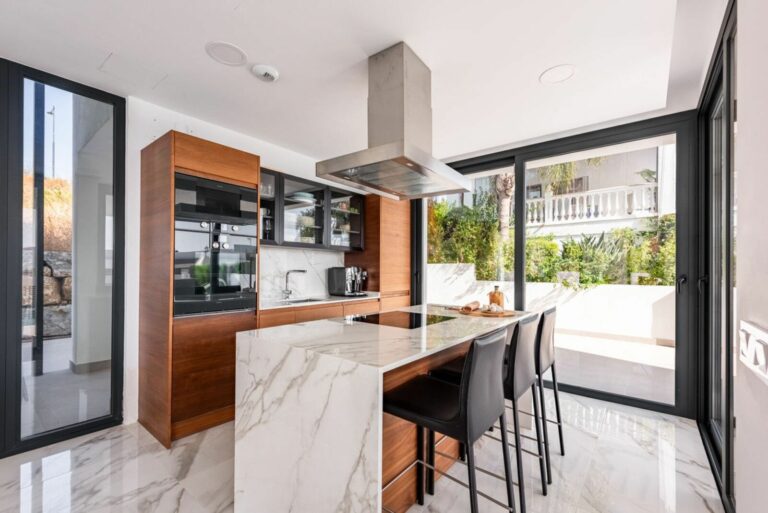 4b9594d1f40737fddcac210e38a9876f - 3