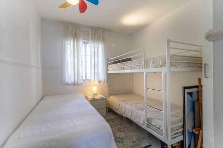 4db122c27714d555fa629018e66277ba - 9